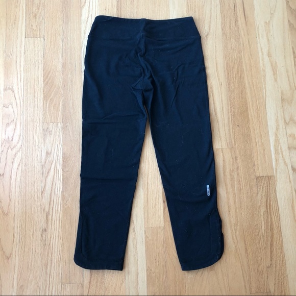 One Tooth Side Slit Capris - Picture 2 of 6